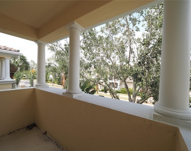 5975 Giardino Lane - Photo Thumbnail 26