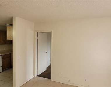 4955 Jeffreys Avenue - Photo Thumbnail 19