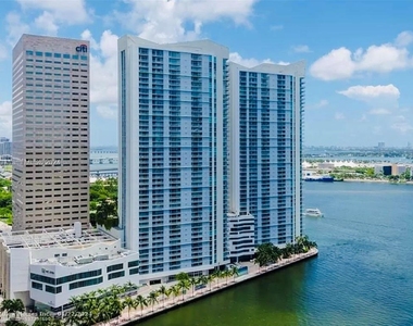 335 S Biscayne Blvd - Photo Thumbnail 1