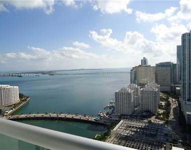 495 Brickell Ave - Photo Thumbnail 0