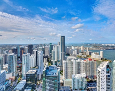 1435 Brickell Ave - Photo Thumbnail 18