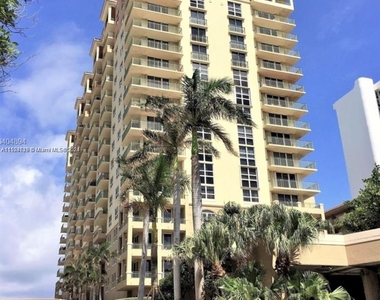 2080 S Ocean Dr - Photo Thumbnail 14