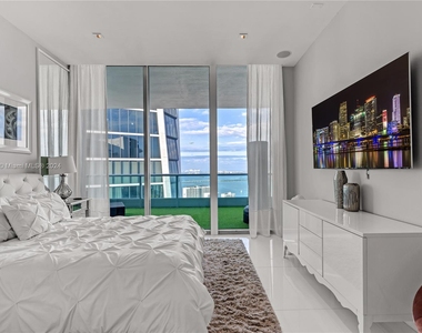 900 Biscayne Blvd - Photo Thumbnail 38