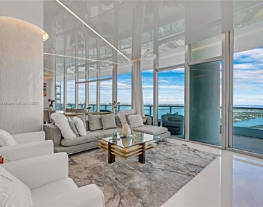 900 Biscayne Blvd - Photo Thumbnail 14