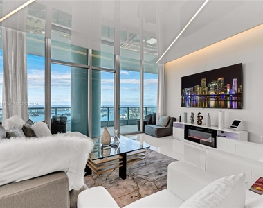 900 Biscayne Blvd - Photo Thumbnail 13