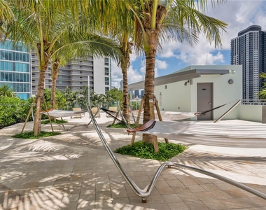 900 Biscayne Blvd - Photo Thumbnail 56