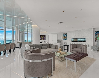 900 Biscayne Blvd - Photo Thumbnail 9