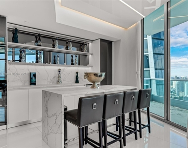 900 Biscayne Blvd - Photo Thumbnail 21