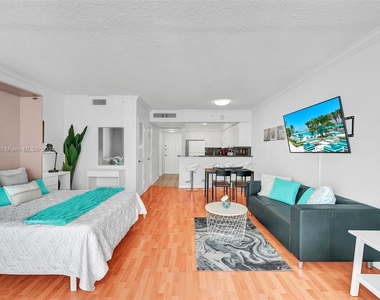 2501 S Ocean Dr - Photo Thumbnail 2