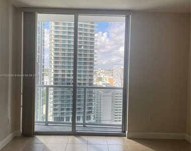 1060 Brickell Av - Photo Thumbnail 7