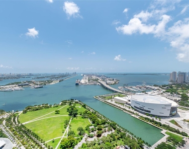 1040 Biscayne Blvd - Photo Thumbnail 0