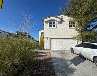 3903 Eblick Wash Drive - Photo Thumbnail 0