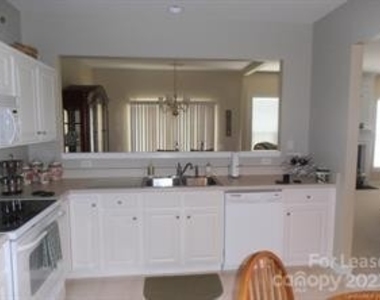 10235 Kendra Court - Photo Thumbnail 3