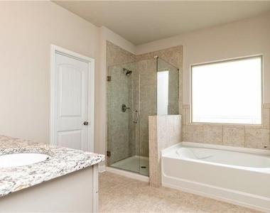 695 Country Ridge Drive - Photo Thumbnail 24