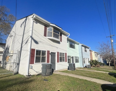 824 W Carolina Street - Photo Thumbnail 2