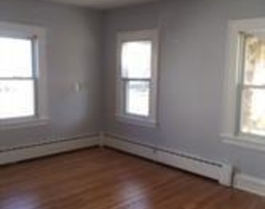 18 Bridgeport Avenue - Photo Thumbnail 8