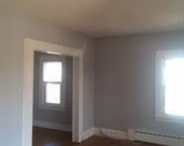 18 Bridgeport Avenue - Photo Thumbnail 6