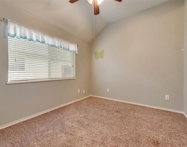 2920 Custer Drive - Photo Thumbnail 16