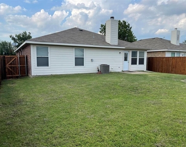 8904 Chisholm Trail - Photo Thumbnail 19