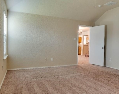 1400 Sierra Blanca Drive - Photo Thumbnail 10