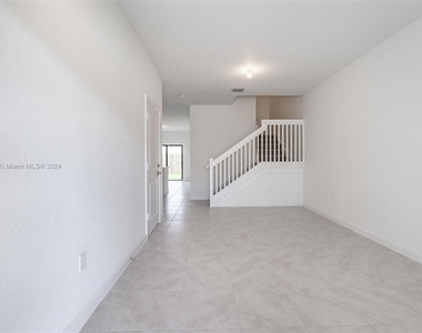 23509 Sw 129th Path - Photo Thumbnail 16