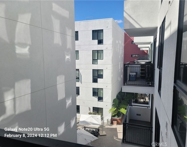 1234 Wilshire Boulevard - Photo Thumbnail 3