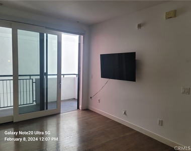 1234 Wilshire Boulevard - Photo Thumbnail 10