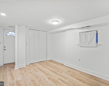 3538 10th St Nw - Photo Thumbnail 13