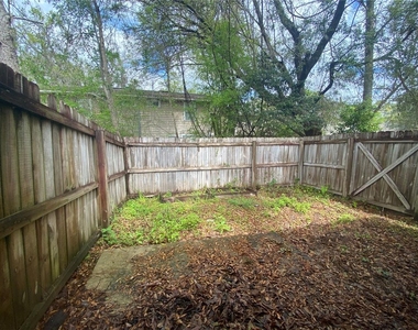 2858 Sw 39th Avenue - Photo Thumbnail 6