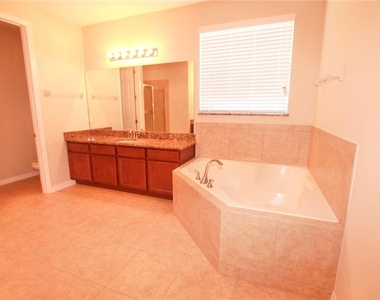 2221 Parkside Meadow Drive - Photo Thumbnail 20