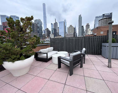 West 53rd Street - Photo Thumbnail 13