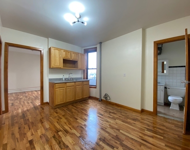 322 Rodney Street - Photo Thumbnail 1