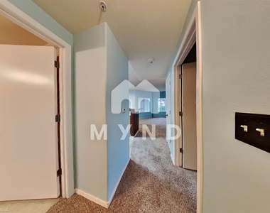 4200 E Commerce Way Apt 812 - Photo Thumbnail 26