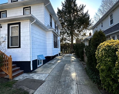 214 Bryant Avenue - Photo Thumbnail 10