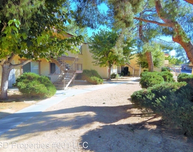 16350 Pebble Beach Dr - Photo Thumbnail 6