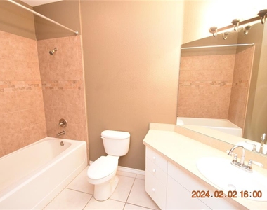 4333 Bayside Village Drive - Photo Thumbnail 24