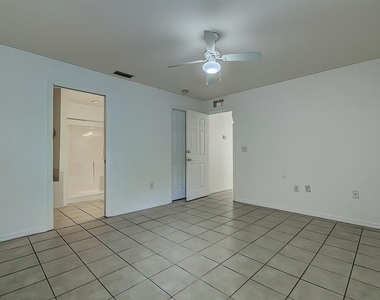 5060 Deltona Boulevard - Photo Thumbnail 10