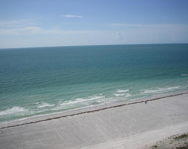 1540 Gulf Boulevard - Photo Thumbnail 0