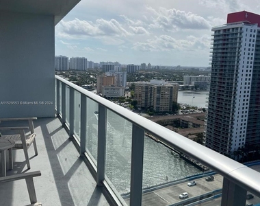 4010 S Ocean Dr - Photo Thumbnail 17