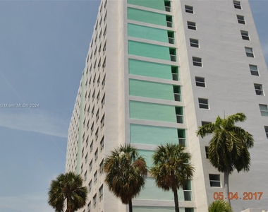 1250 West Ave - Photo Thumbnail 0