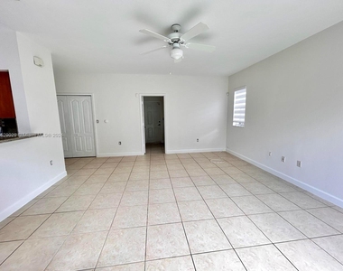 13520 Sw 255th Ter - Photo Thumbnail 4