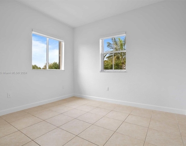 13520 Sw 255th Ter - Photo Thumbnail 37