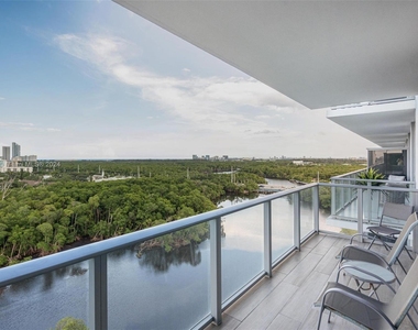 16385 Biscayne Blvd - Photo Thumbnail 11