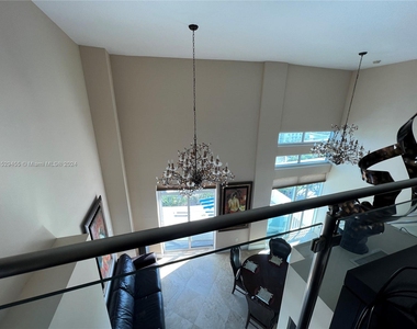 7600 Collins Ave - Photo Thumbnail 25