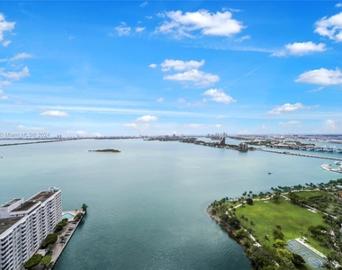 2020 N Bayshore Dr - Photo Thumbnail 15