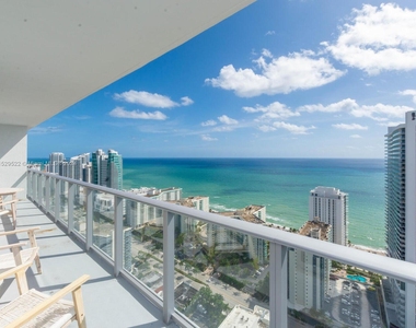 4010 S Ocean Dr - Photo Thumbnail 31