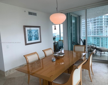 16500 Collins Ave - Photo Thumbnail 13