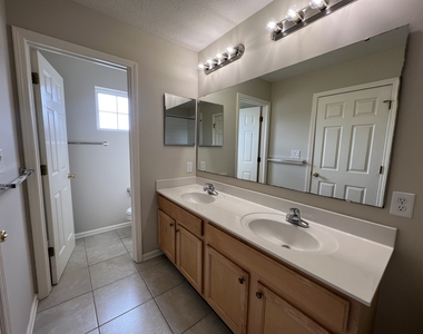 4088 Weston Pointe Drive - Photo Thumbnail 13