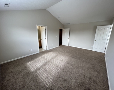 4088 Weston Pointe Drive - Photo Thumbnail 12