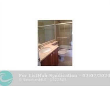 1020 Crystal Way - Photo Thumbnail 6